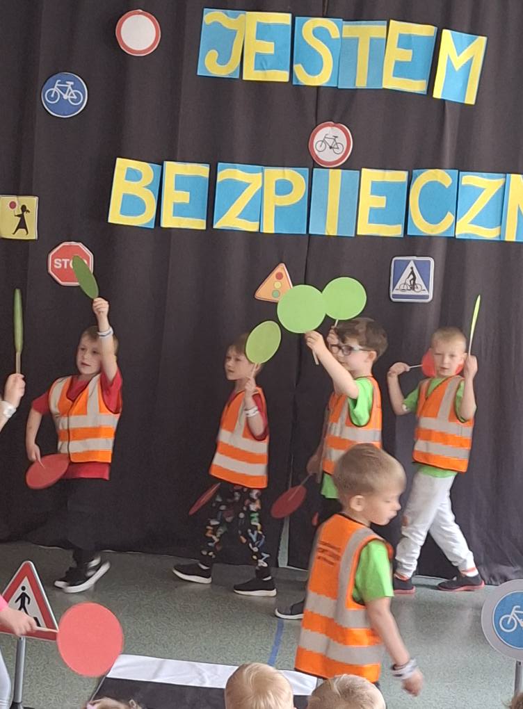dzieci z grupy Tygryski tańcząca grupa Tygrysków